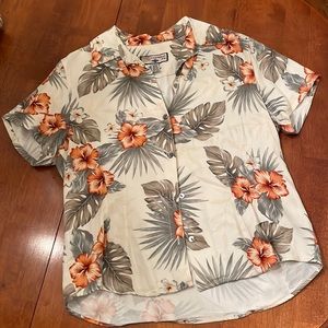 🌺 Hawaiian Shirt 🌺